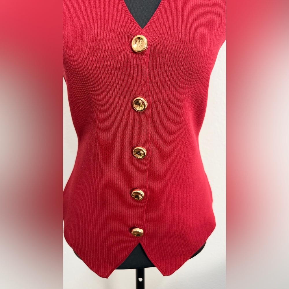 Women's Burgundy Sleeveless Top New without tag - Picture 6 of 9